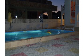 Bulgārija Privát Černomorec, Eksterjers